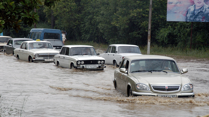 На очереди следующий? В Красноярском крае обрушился мост. Дожди размывают опоры второго