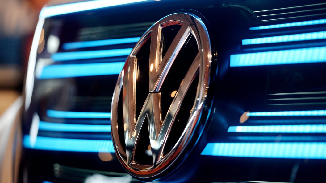 Новый Volkswagen Golf будут продавать дешевле прежней версии Новый Volkswagen Golf будут продавать дешевле прежней версии