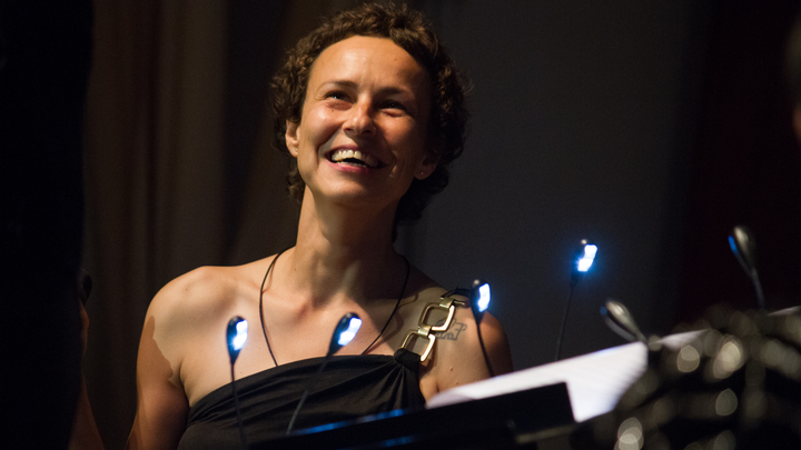 Крым наш, а чей шнур? Чичерина собрала сотни правильных ответов после скандальной реплики Шнурова