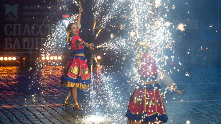 Вслед за Тимашевском праздничный концерт и салют ко Дню города отменили в Лабинске