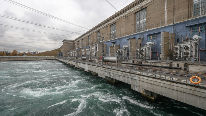 В Новой Каховке назвали слова Зеленского о минировании ГЭС бредом
