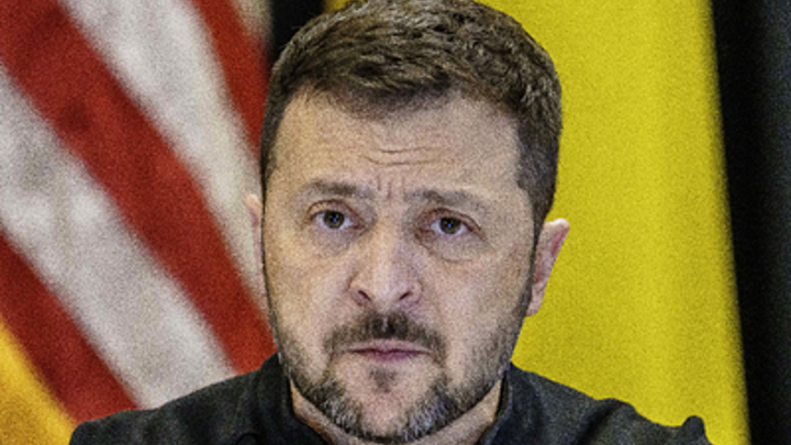 Зеленский хотел бы нанести ракетный удар по Кремлю