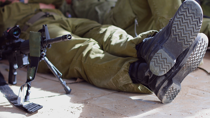 Лежи, страна огромная. Внутренняя политика как бы чего не вышло