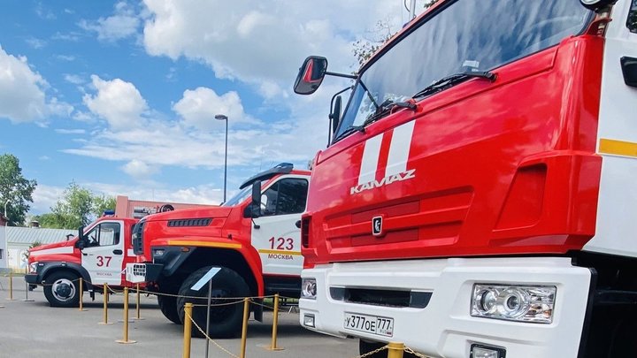 В Новороссийске из горящей многоэтажки эвакуировали 78 человек