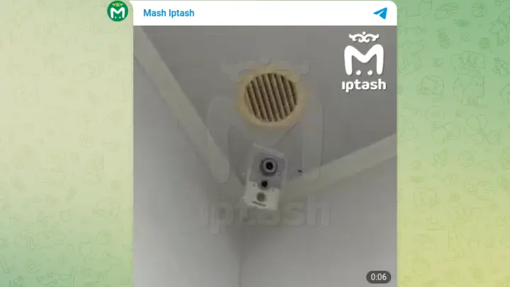 В школе Казани ученики в туалете заметили направленную на унитазы камеру