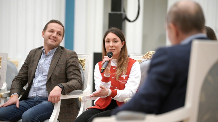 Общество будет разрушено изнутри: Путин предсказал будущее интернет-анархии