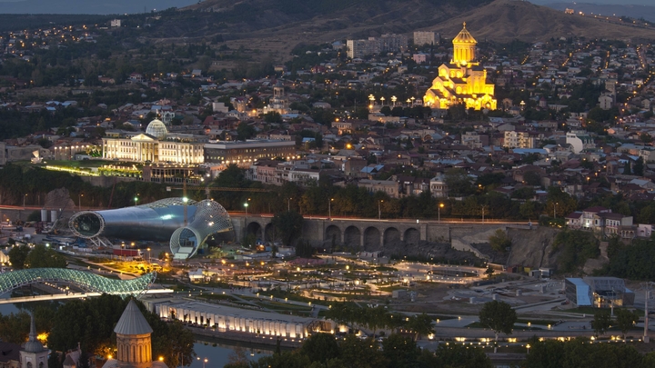 В АТОР пояснили, при каких условиях жители России могут въехать в Грузию