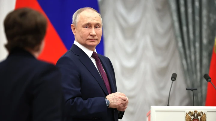 Ровно в 17:29: Визит Путина в Казахстан начался с сенсационных кадров