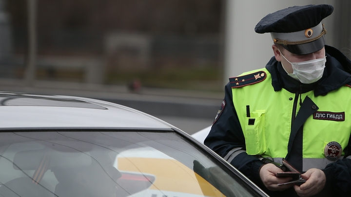 Высокопоставленного офицера ГИБДД в Екатеринбурге заподозрили в махинациях с топливом