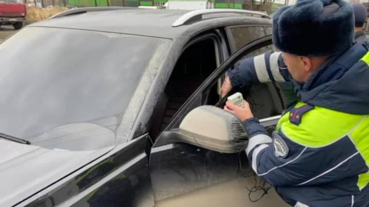 В Екатеринбурге задержали водителя, скопившего 214 штрафов за два месяца