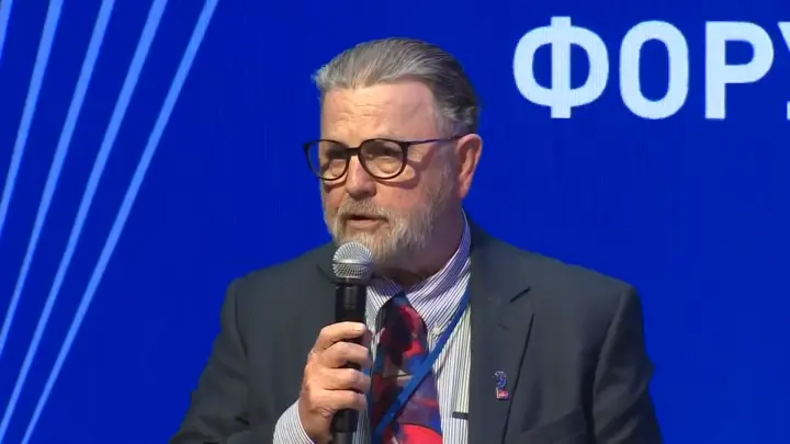 Прекратите играть с Россией: что экс-аналитик ЦРУ Джонсон посоветовал Западу