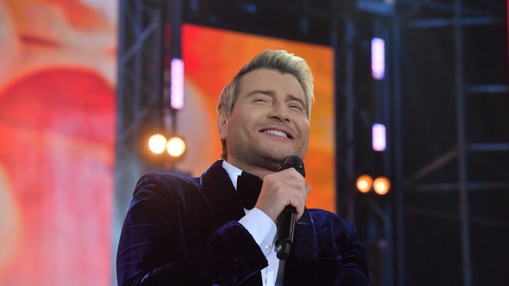 Топ-3 звёзд на корпоративах: Кто ценит себя дороже всех