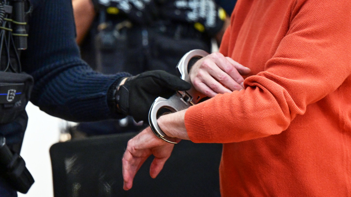 Суд в Карачаевске арестовал подростка по подозрению в жестоком убийстве 10-летней девочки