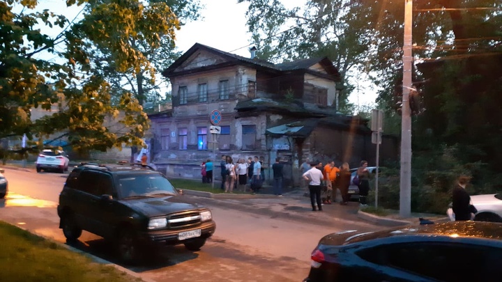 «Срочный сбор на поиск»: в Нижнем Новгороде пропал ребенок с детской площадки