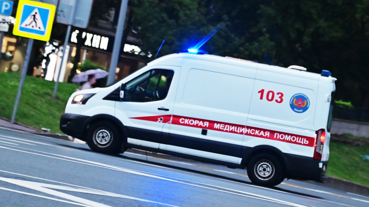 В Прикамье 13-летний школьник чуть не лишился глаза, развлекаясь на качелях