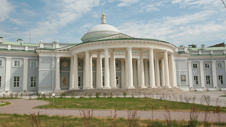 Сальдо отправили на лечение в Москву
