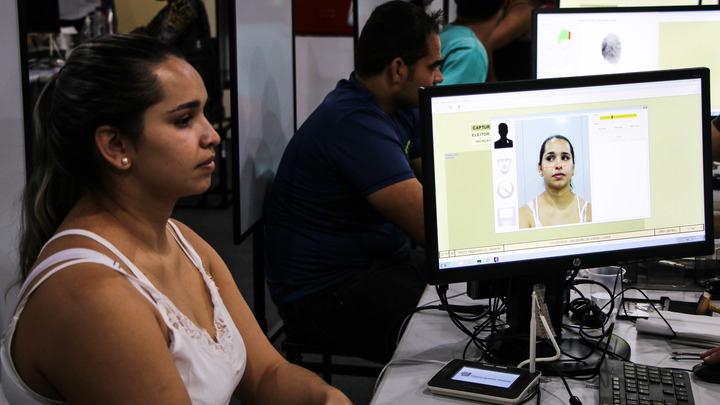 Правозащитница выступила против принудительной биометрии: Это уже перебор