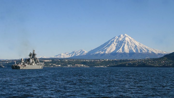 Минобороны Японии обнаружило рекордное число кораблей ВМФ РФ: эскадра прошла через пролив Минобороны Японии обнаружило рекордное число кораблей ВМФ РФ: эскадра прошла через пролив