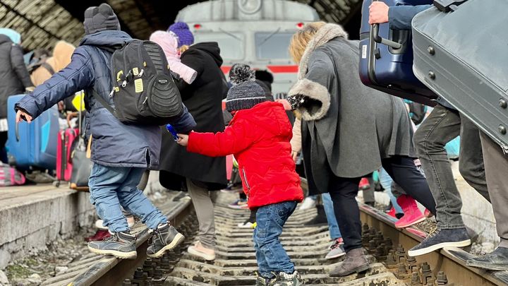 Случайное видео отразило цинизм ВСУ: Стрельба прямо из детской