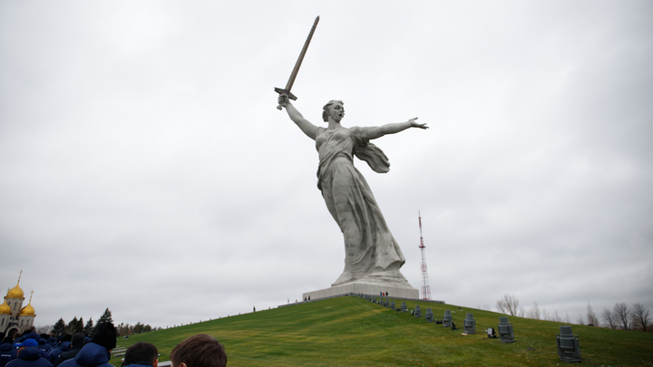 Пикантную выходку с Родиной-матерью исламисту не спустили. Наказание обещает быть жёстким