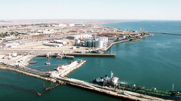 Ограничить Россию не выйдет: Запад сам пострадает от попыток диктовать Москве условия по нефти