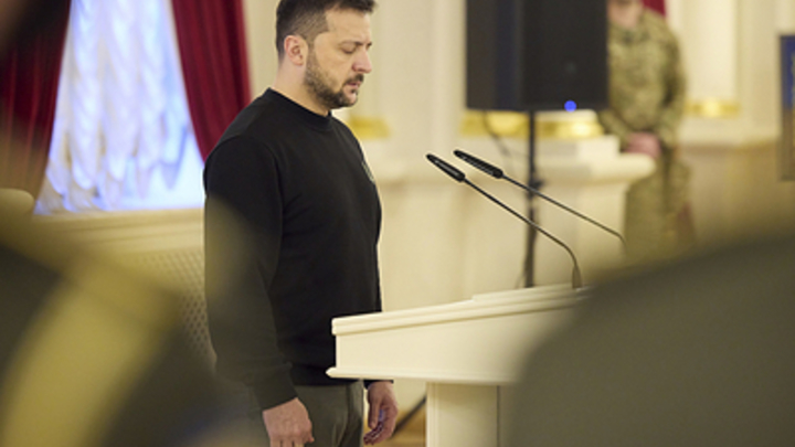 Newsweek: У Зеленского пропало новогоднее настроение