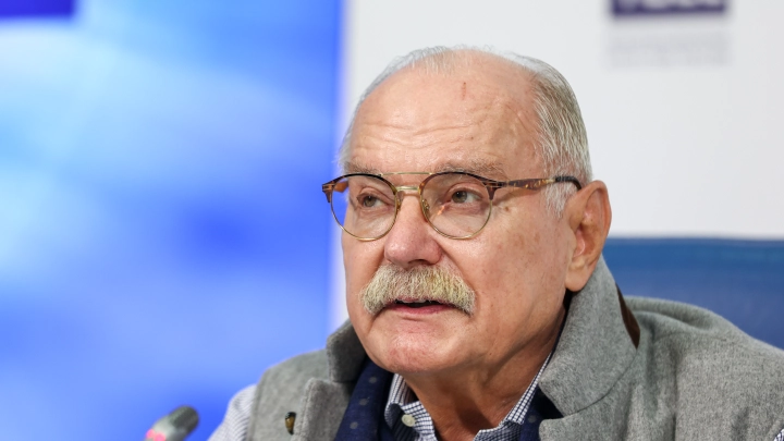 Никита Михалков: Господь наказывает за сорванный крест