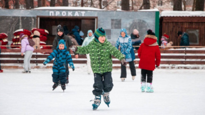 Топ-10 лучших катков в парках Подмосковья