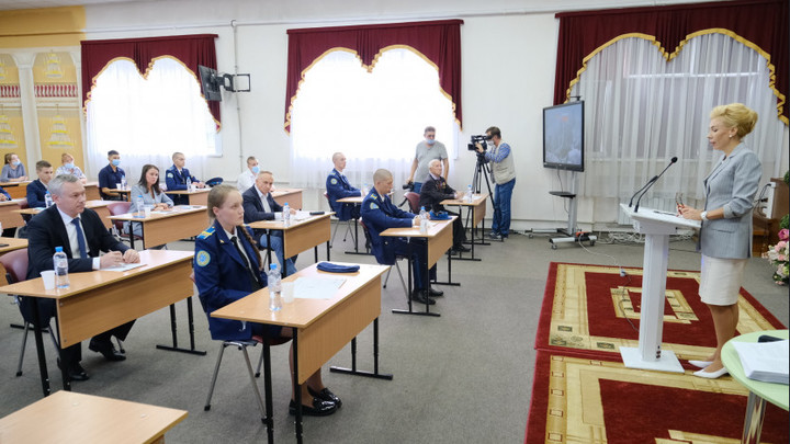 Новосибирцы вместе с губернатором написали «Диктант Победы»