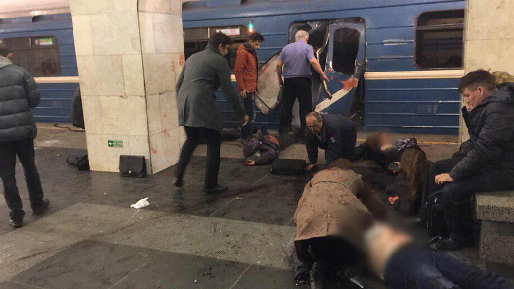 Официально: В результате теракта в Санкт-Петербурге пострадали 50 человек Официально: В результате теракта в Санкт-Петербурге пострадали 50 человек