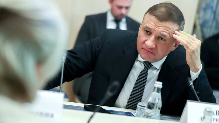 В Новосибирске суд допросил депутата Госдумы по делу вице-мэра Скатова