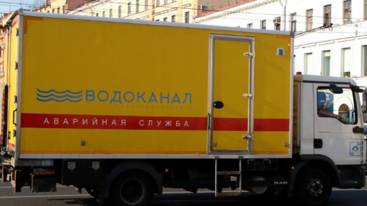 В Екатеринбурге учеников 52-й школы отправили на дистант после потопа