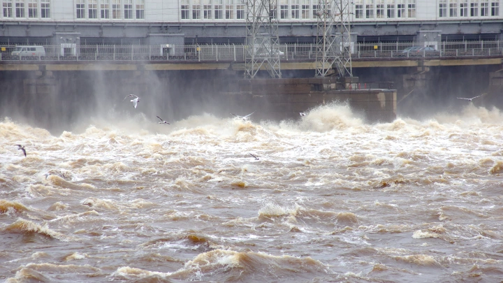 Урал под водой. Масштабный паводок затопил 4 региона: подробности