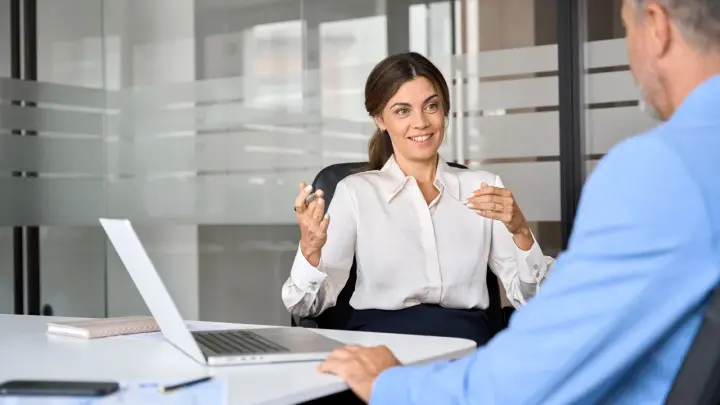 В России работники больше всего хотят включить в свой соцпакет ДМС