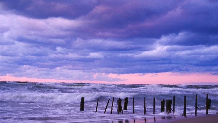 В Новороссийске ожидаются волны высотой 3,5 метра