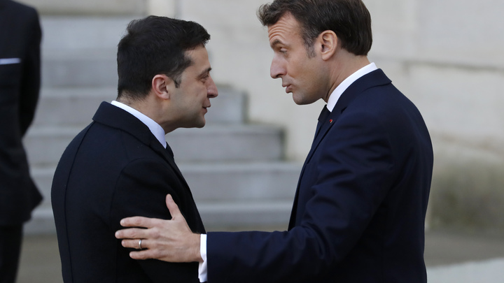 Макрон обсудил с Зеленским его мирный план по Украине