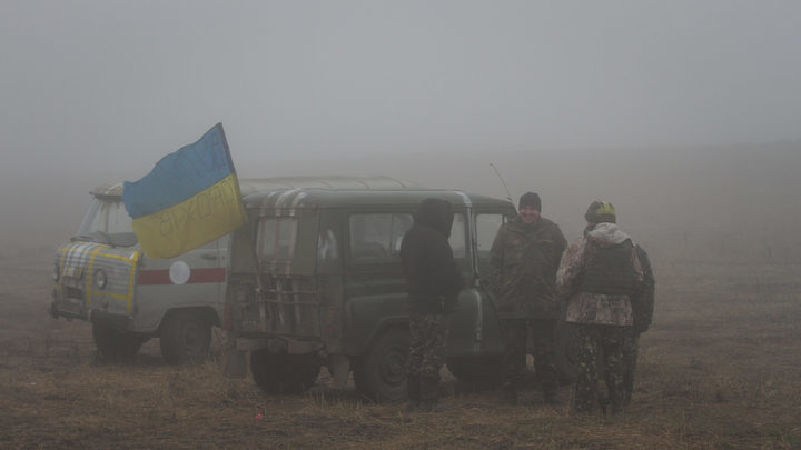Очевидцы сняли на видео расстрел киевлян украинскими военными: ВСУ в панике