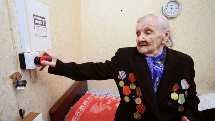 Русские спортсмены поздравили ветеранов в Бердянске