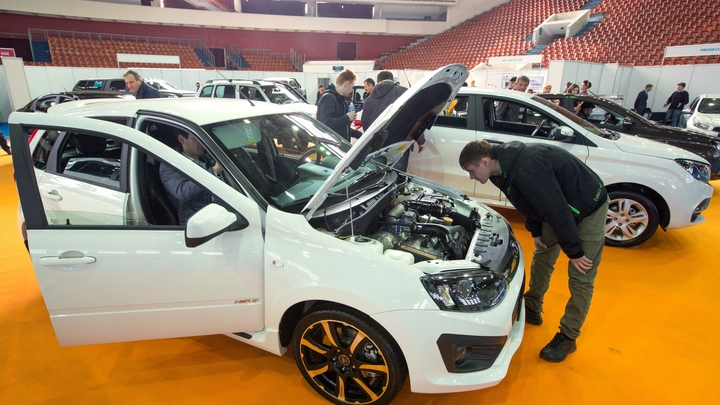 Какие отечественные автомобили выберут чиновники после ультиматума Путина