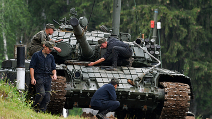 Русские солдаты разоблачили боевиков ВСУ, маскировавшихся под гражданских лиц