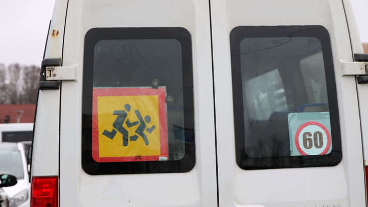 Навстречу летят. Куда тикать?: Водитель подбитой маршрутки в Донецке рассказал об обстреле