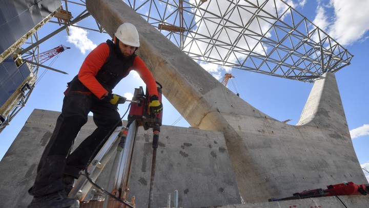 От благоустройства парков до новых школ: Как меняется облик московского ЮВАО