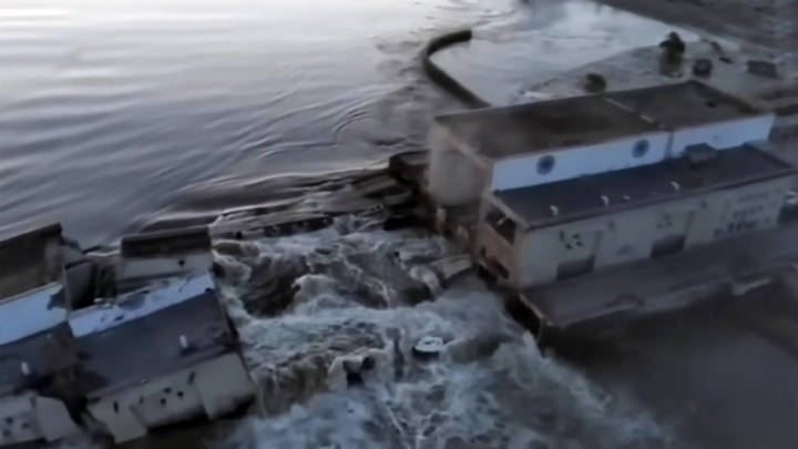 Зачем ВСУ взорвали дамбу Каховской ГЭС: Названа неожиданная версия