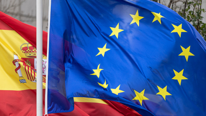 Politico рассказало о неловкой ситуации на саммите ЕС после вопроса о поддержке Киева