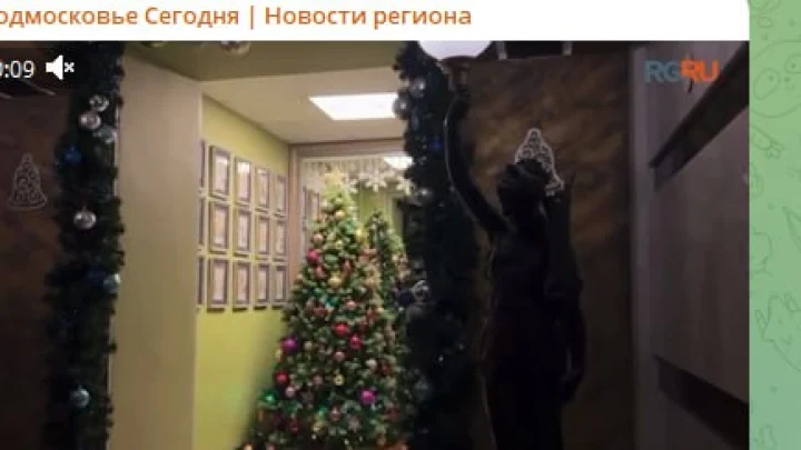 Нет основного, зато личное бомоубежище: какую квартиру продала Долина Полине Лурье