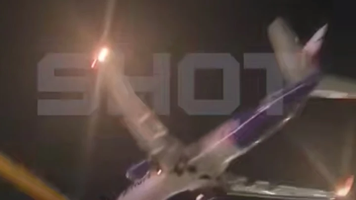«Сгруппируйтесь!»: аварийный Boeing с пассажирами экстренно сел в Сочи