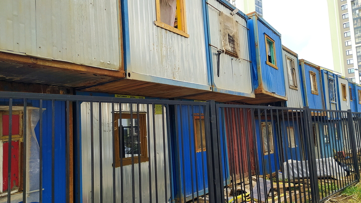 Врачебный диплом за 10 тыс. рублей. В России обнаружили фабрику липовых документов для мигрантов