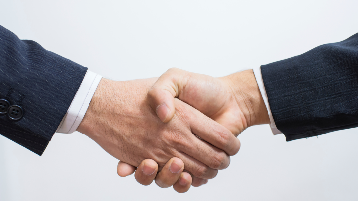 Кто такой альфовец Красиков? Его рукопожатие с Путиным сказал о многом