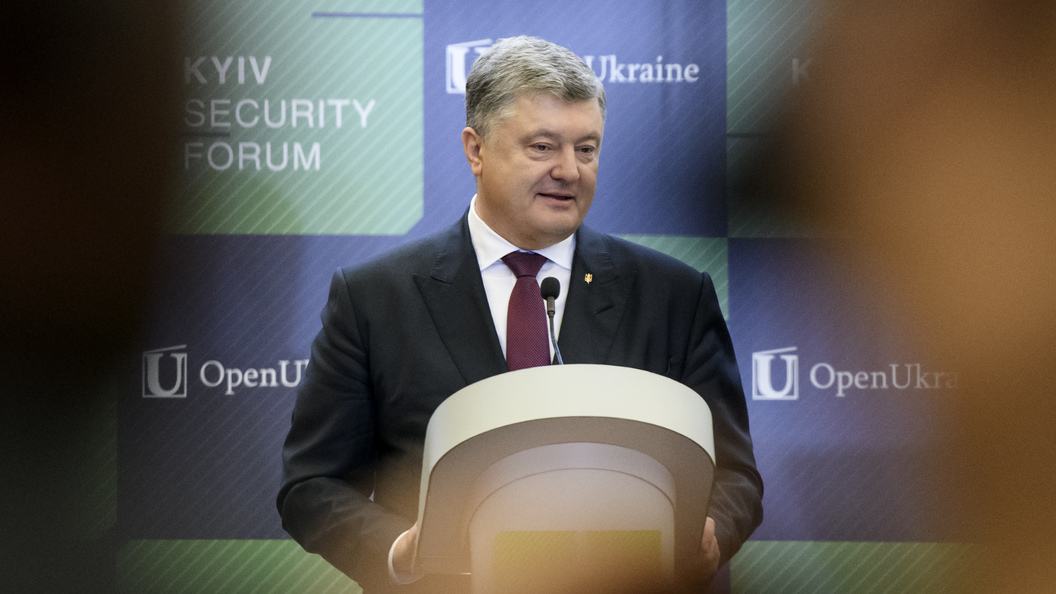 Сильны не только гастарбайтерами: Порошенко порадовался за украинский десант в Польше Сильны не только гастарбайтерами: Порошенко порадовался за украинский десант в Польше