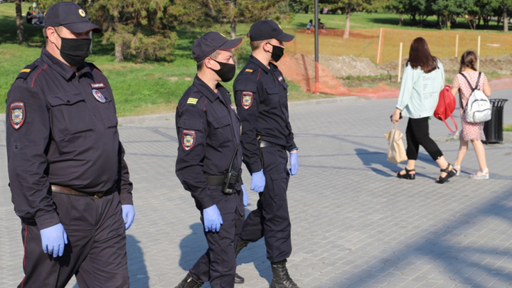 В Новосибирске полицейские за ночь раскрыли 21 преступление